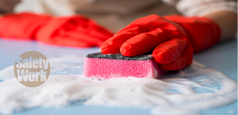 cocina-lavar-esponja-safetyworkla-salud-germenes.jpg